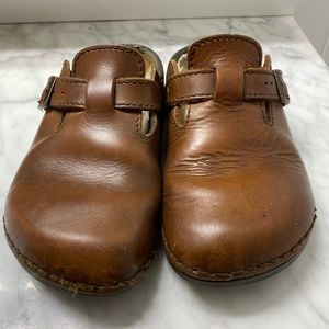 Birkis by Birkenstock clogs ladies size 7 men’s 5